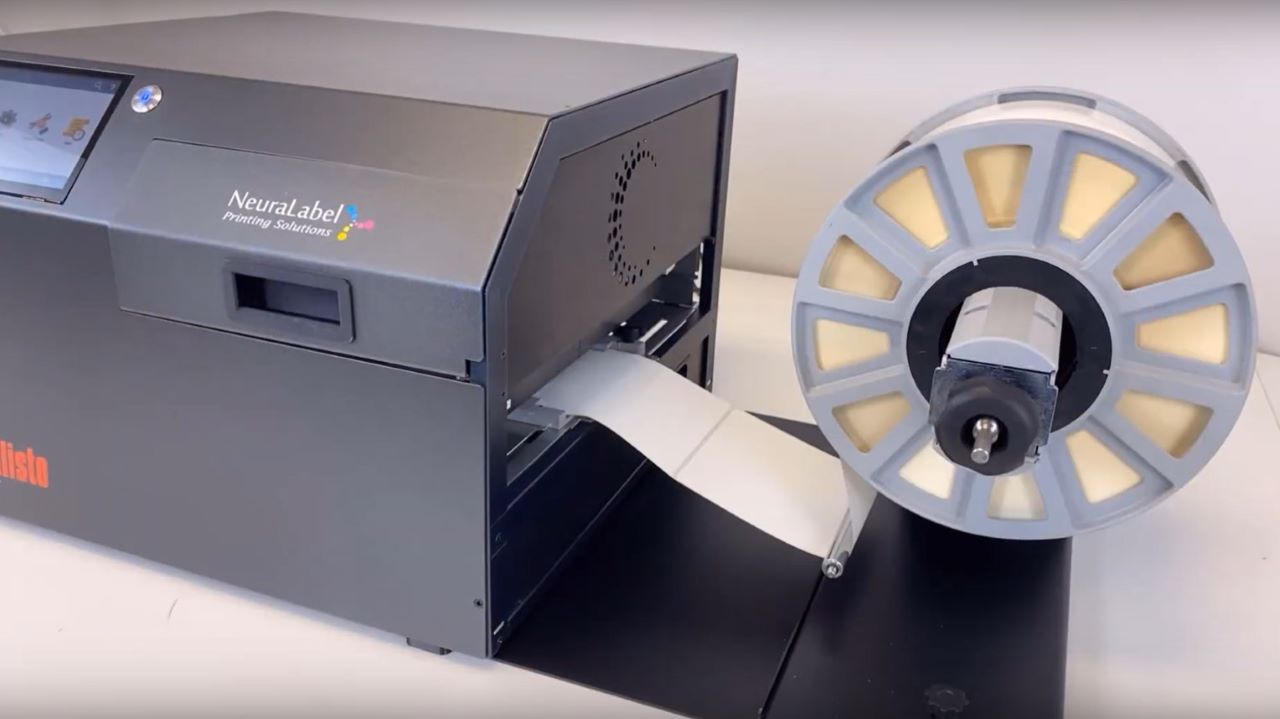 Webbing up the Callisto